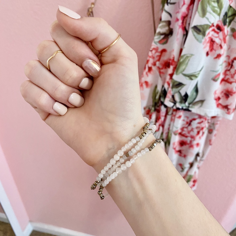 press on nails review ~ pink and girly fashion style blog