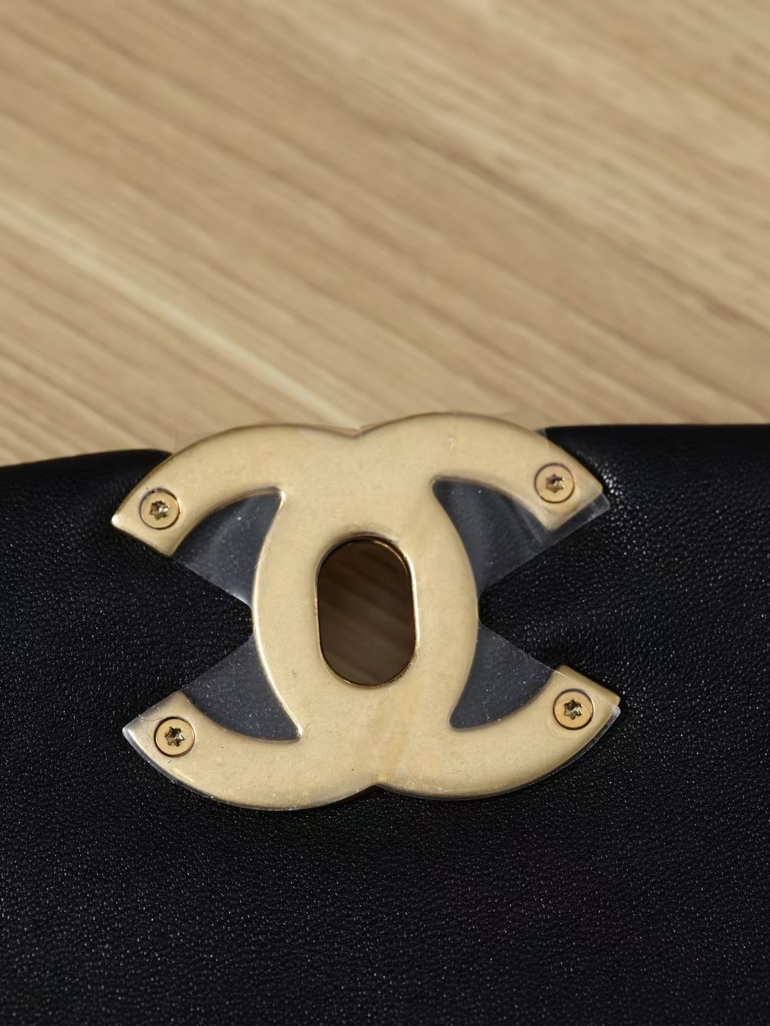 Olee otú ọma bụ àgwà oyiri Chanel 19 akpa? Foto 57 zuru ezu ịgwa gị (emelitere na 2022)-Best Quality adịgboroja Louis vuitton akpa Online Store, oyiri mmebe akpa ru