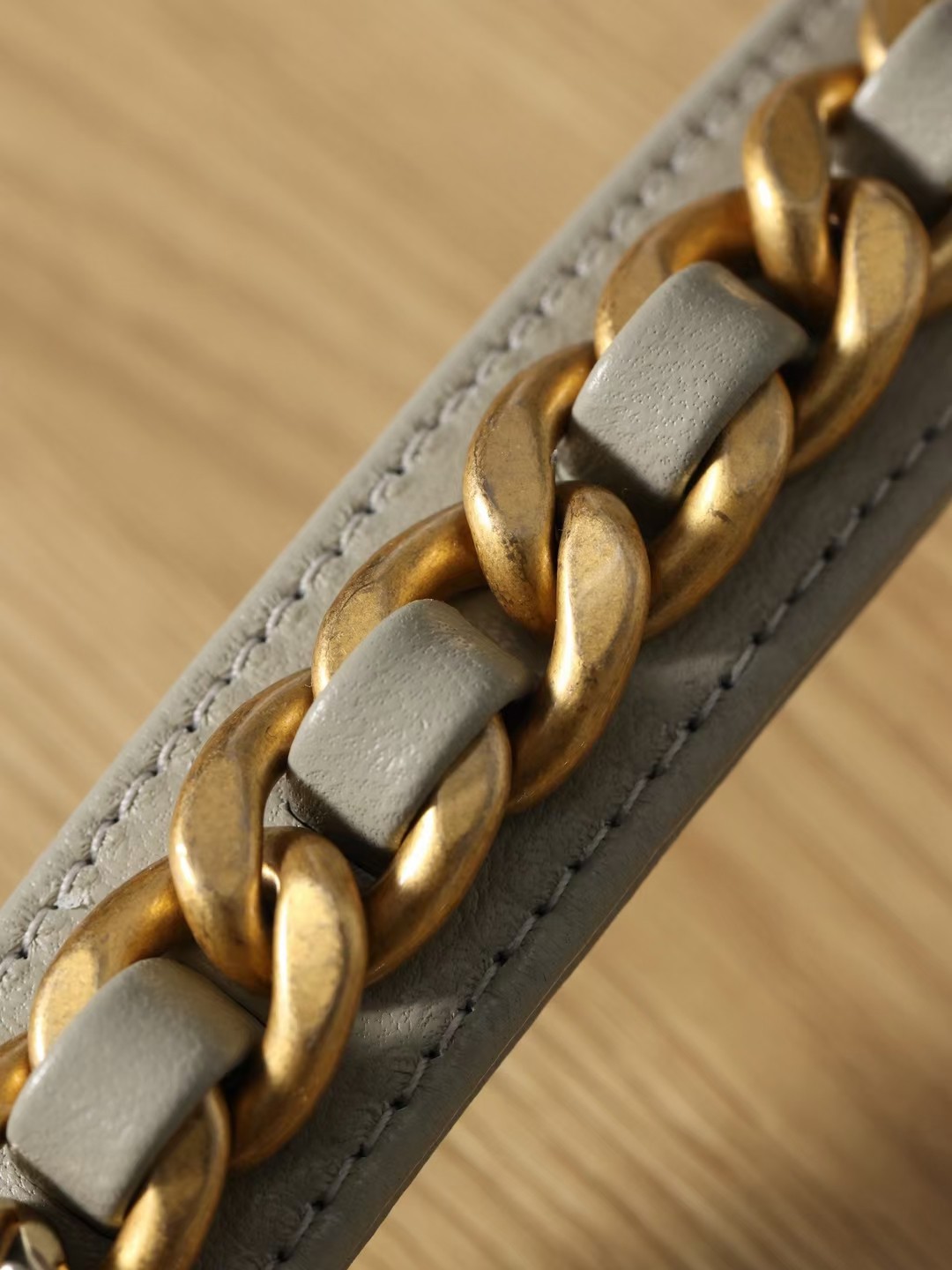 Olee otú ọma bụ àgwà oyiri Chanel 19 akpa? Foto 57 zuru ezu ịgwa gị (emelitere na 2022)-Best Quality adịgboroja Louis vuitton akpa Online Store, oyiri mmebe akpa ru