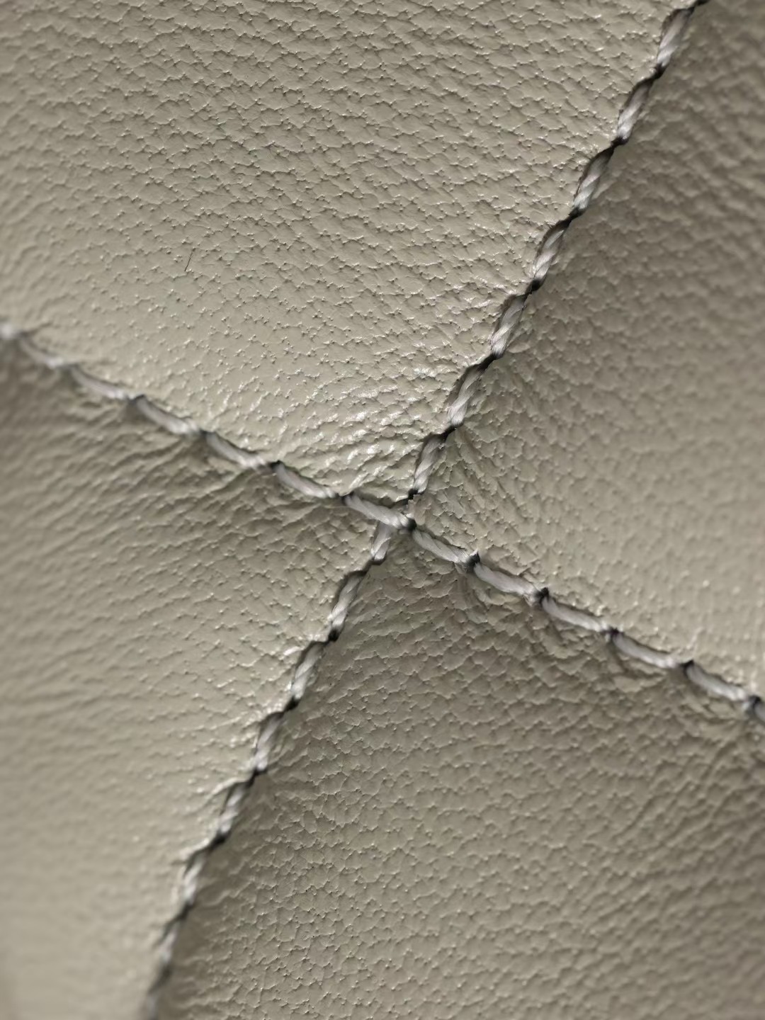 Olee otú ọma bụ àgwà oyiri Chanel 19 akpa? Foto 57 zuru ezu ịgwa gị (emelitere na 2022)-Best Quality adịgboroja Louis vuitton akpa Online Store, oyiri mmebe akpa ru