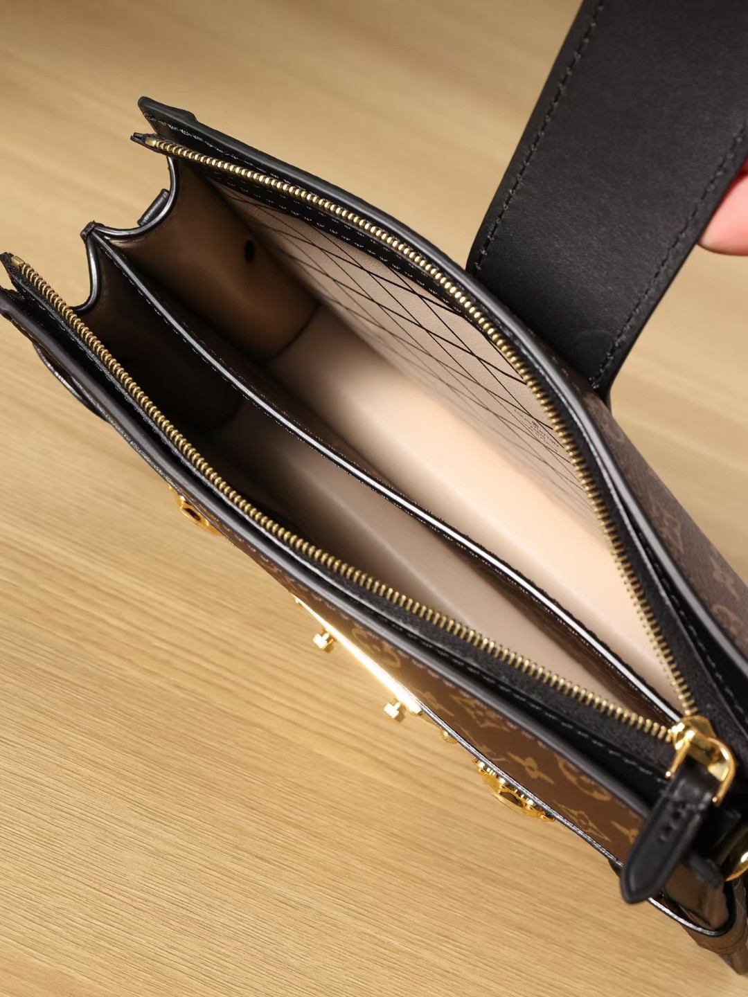 toko Louis Vuitton teu bisa meuli, naha kuring meuli top replica M43596 TRUNK CLUTCH tas? (2022 diropéa))-Pangalusna kualitas palsu Louis Vuitton Kantong Toko Online, Replica desainer kantong ru toko Louis Vuitton teu bisa meuli, naha kuring meuli top replica M43596 TRUNK CLUTCH tas? (2022 diropéa))-Pangalusna kualitas palsu Louis Vuitton Kantong Toko Online, Replica desainer kantong ru