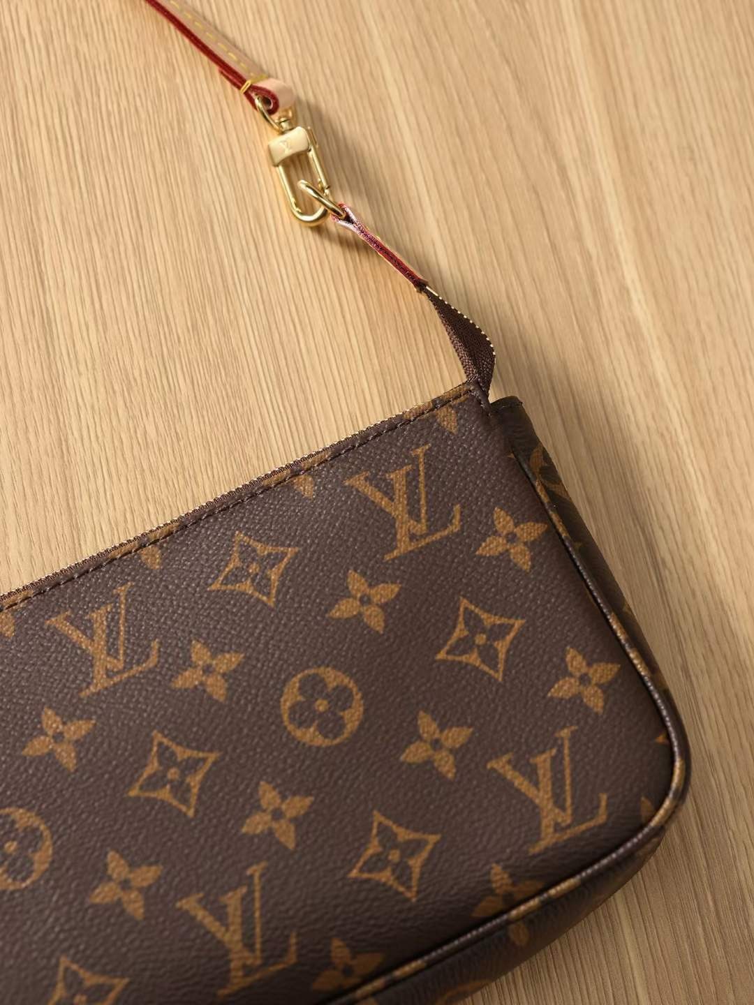 Vrchná replika tašky Louis Vuitton M40712 Pochette Accessoires 23.5 x 13.5 x 4 cm (najnovšie z roku 2022)-Online obchod s falošnou taškou Louis Vuitton najvyššej kvality, replika značkovej tašky ru