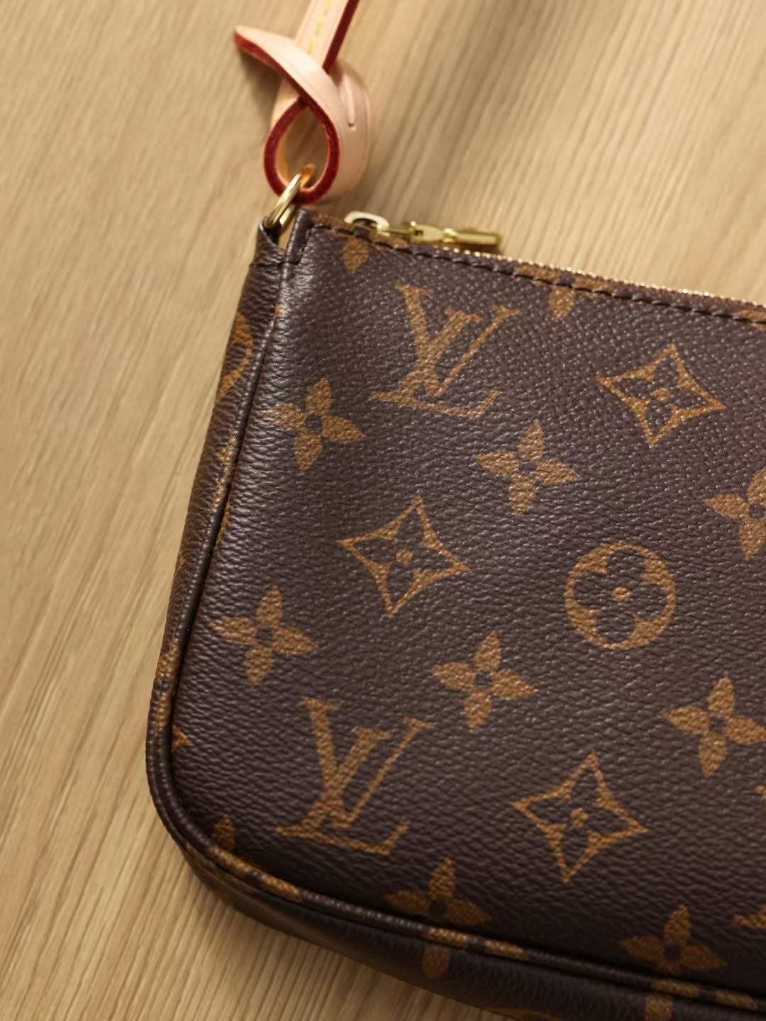 Vrchná replika tašky Louis Vuitton M40712 Pochette Accessoires 23.5 x 13.5 x 4 cm (najnovšie z roku 2022)-Online obchod s falošnou taškou Louis Vuitton najvyššej kvality, replika značkovej tašky ru