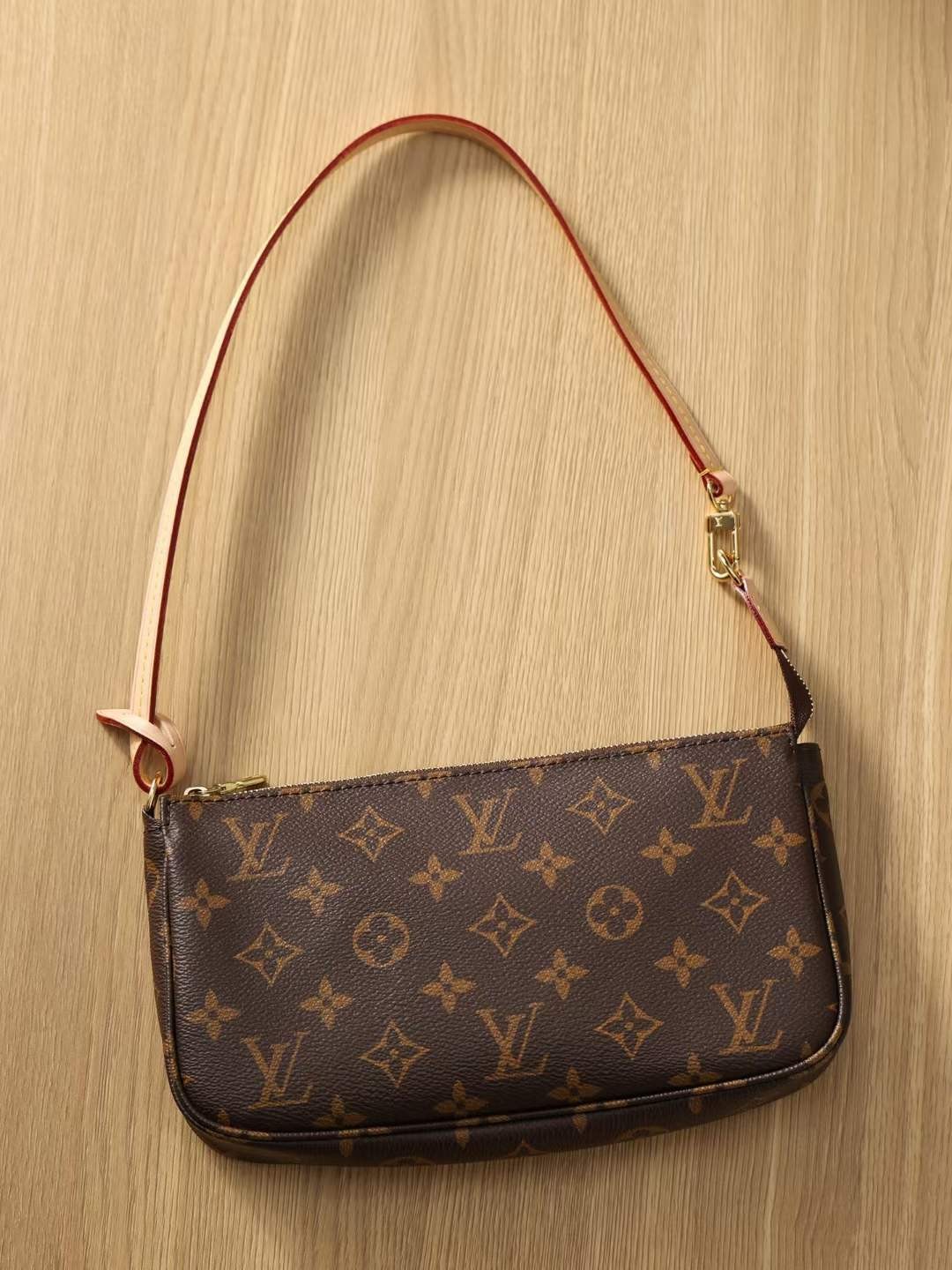 Vrchná replika tašky Louis Vuitton M40712 Pochette Accessoires 23.5 x 13.5 x 4 cm (najnovšie z roku 2022)-Online obchod s falošnou taškou Louis Vuitton najvyššej kvality, replika značkovej tašky ru