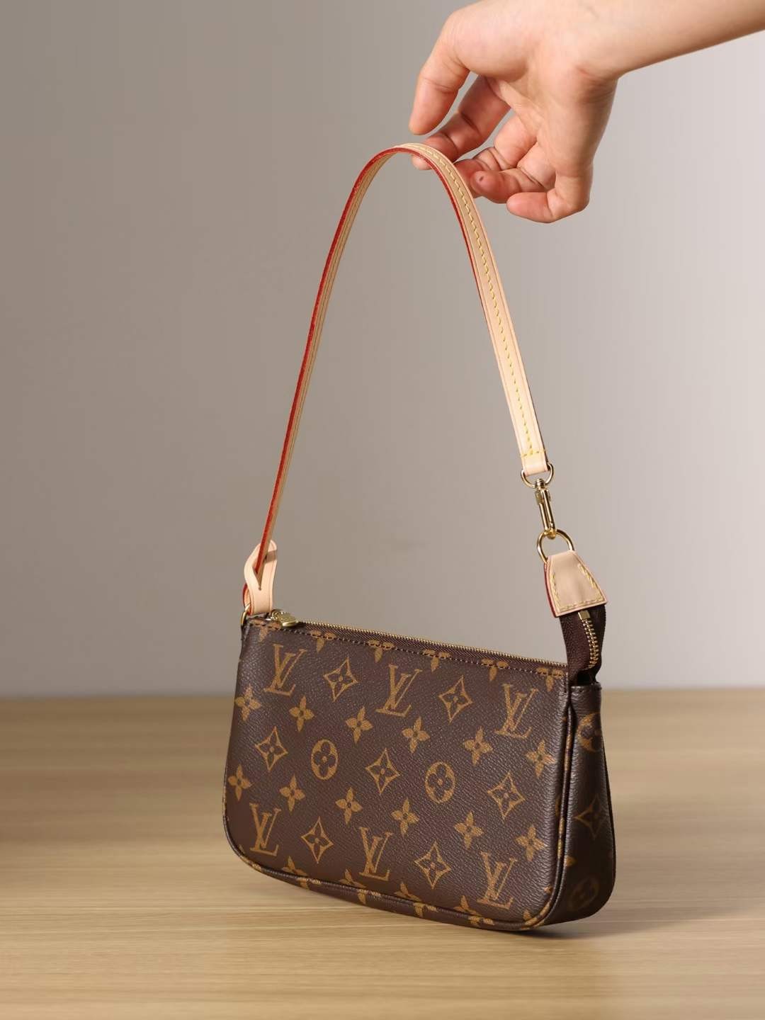 Vrchná replika tašky Louis Vuitton M40712 Pochette Accessoires 23.5 x 13.5 x 4 cm (najnovšie z roku 2022)-Online obchod s falošnou taškou Louis Vuitton najvyššej kvality, replika značkovej tašky ru