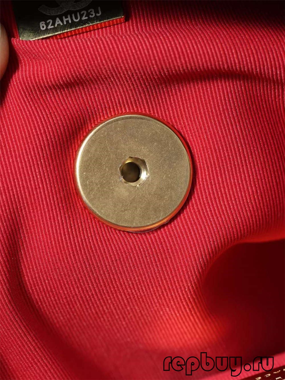 Chanel 19 emas hideung ngaitkeun luhur replika kantong hardware sareng detil lawon (2022 Panganyarna)-Pangalusna kualitas palsu Louis Vuitton Kantong Toko Online, Replica desainer kantong ru