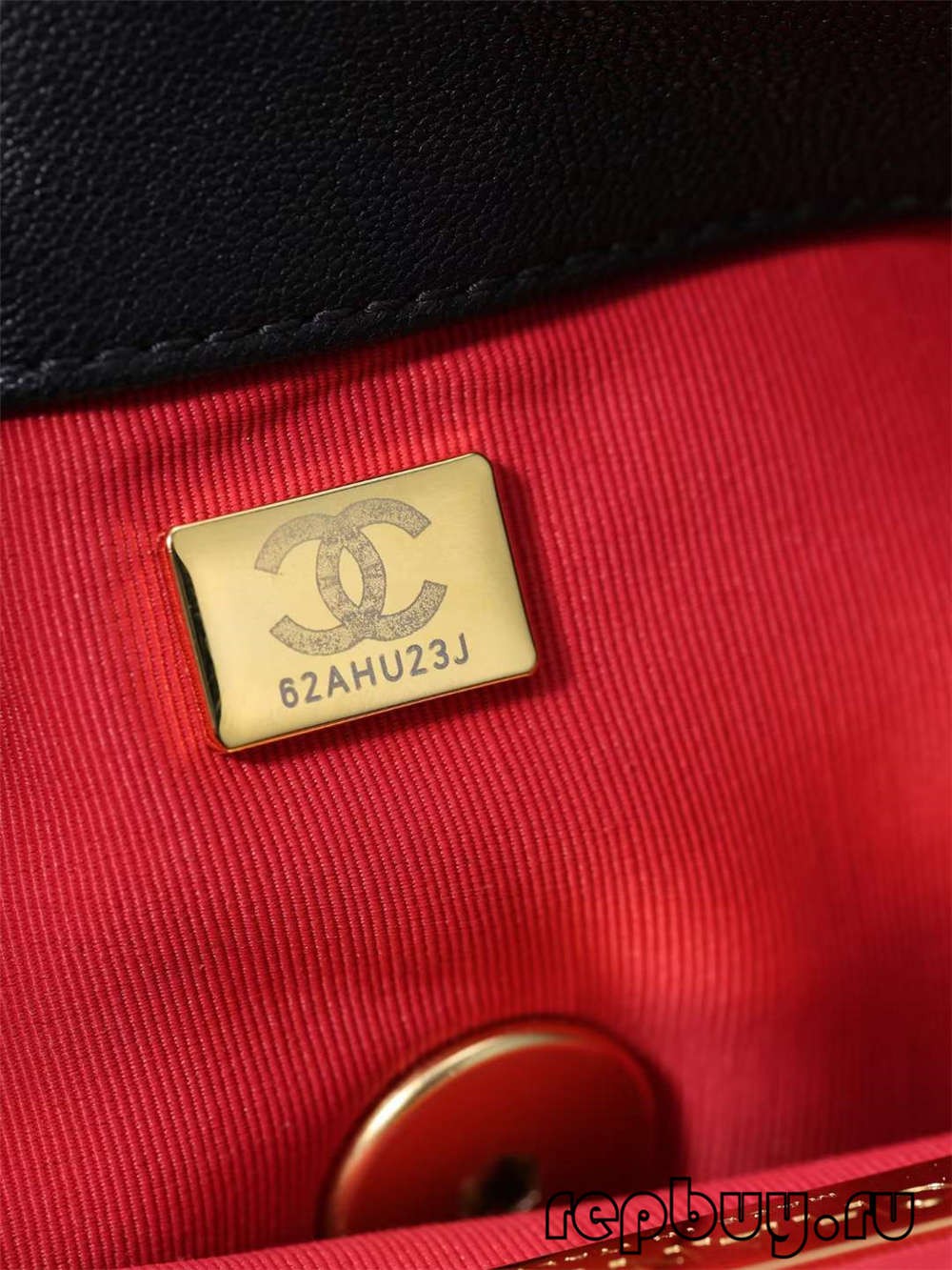 Chanel 19 emas hideung ngaitkeun luhur replika kantong hardware sareng detil lawon (2022 Panganyarna)-Pangalusna kualitas palsu Louis Vuitton Kantong Toko Online, Replica desainer kantong ru