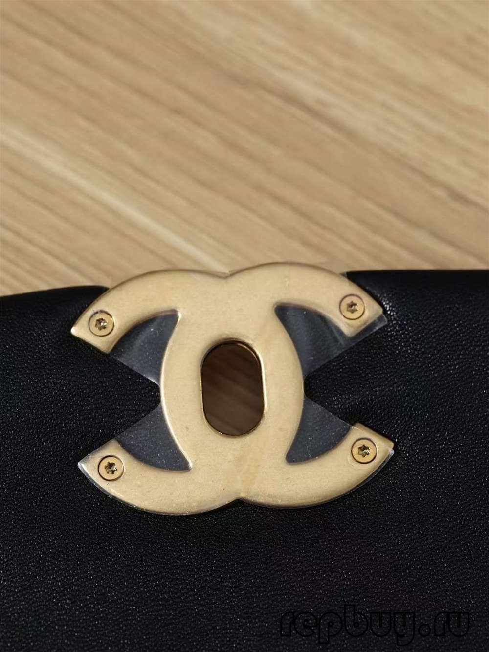 Chanel 19 emas hideung ngaitkeun luhur replika kantong hardware sareng detil lawon (2022 Panganyarna)-Pangalusna kualitas palsu Louis Vuitton Kantong Toko Online, Replica desainer kantong ru