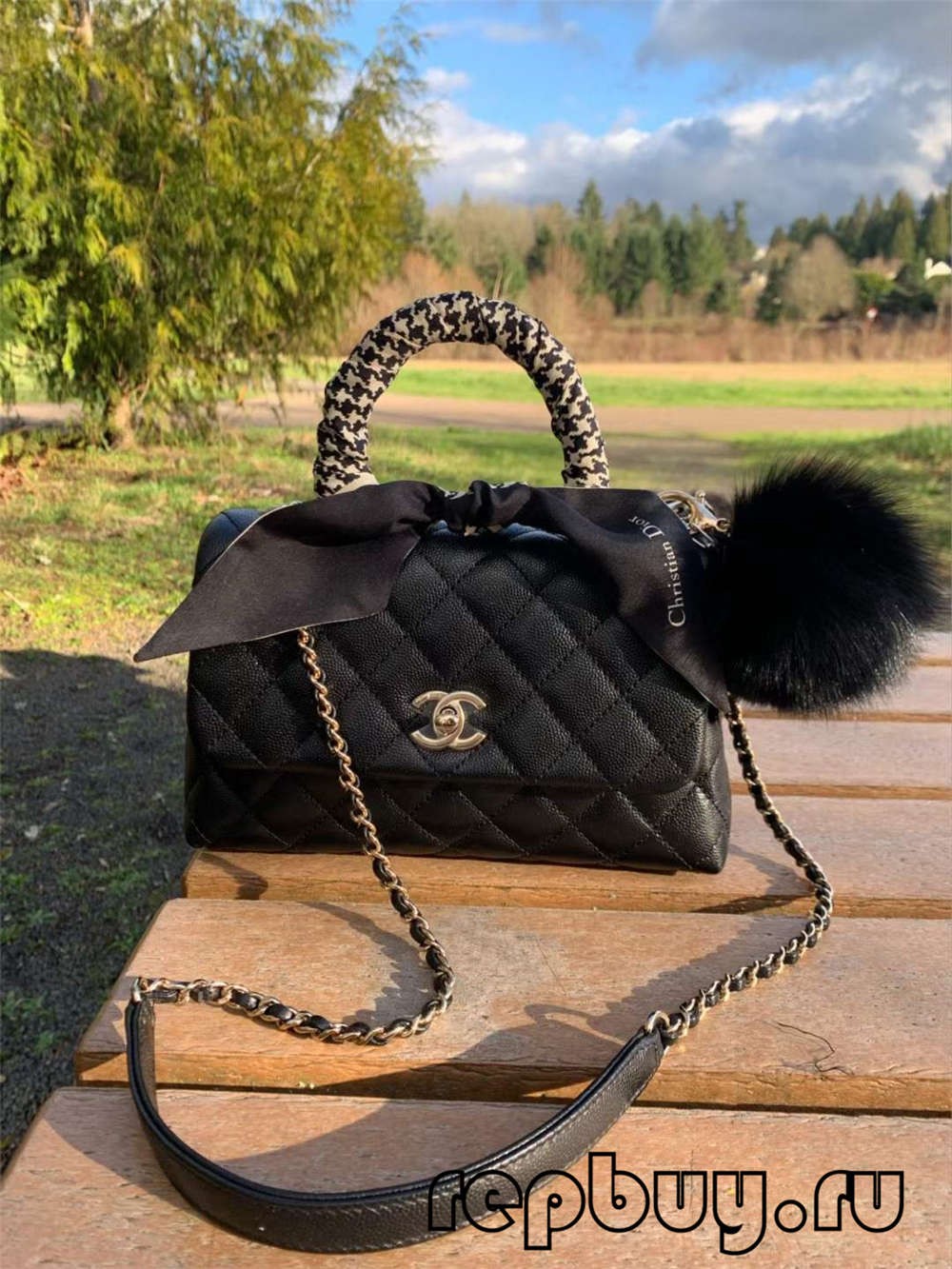 Chanel Coco Handle s čiernozlatou sponou, replika kabeliek s efektom denného používania (2022 Special)-Online obchod s falošnou taškou Louis Vuitton najvyššej kvality, replika značkovej tašky ru Chanel Coco Handle s čiernozlatou sponou, replika kabeliek s efektom denného používania (2022 Special)-Online obchod s falošnou taškou Louis Vuitton najvyššej kvality, replika značkovej tašky ru