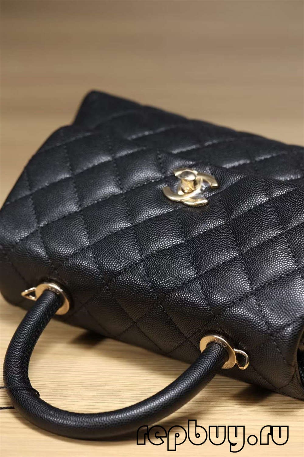 Chanel Coco Handle Top Replica Handbag Μαύρη χρυσή αγκράφα εμφάνιση (2022 Ενημερώθηκε)-Καλύτερης ποιότητας Fake Louis Vuitton Ηλεκτρονικό κατάστημα, Replica designer bag ru Chanel Coco Handle Top Replica Handbag Μαύρη χρυσή αγκράφα εμφάνιση (2022 Ενημερώθηκε)-Καλύτερης ποιότητας Fake Louis Vuitton Ηλεκτρονικό κατάστημα, Replica designer bag ru