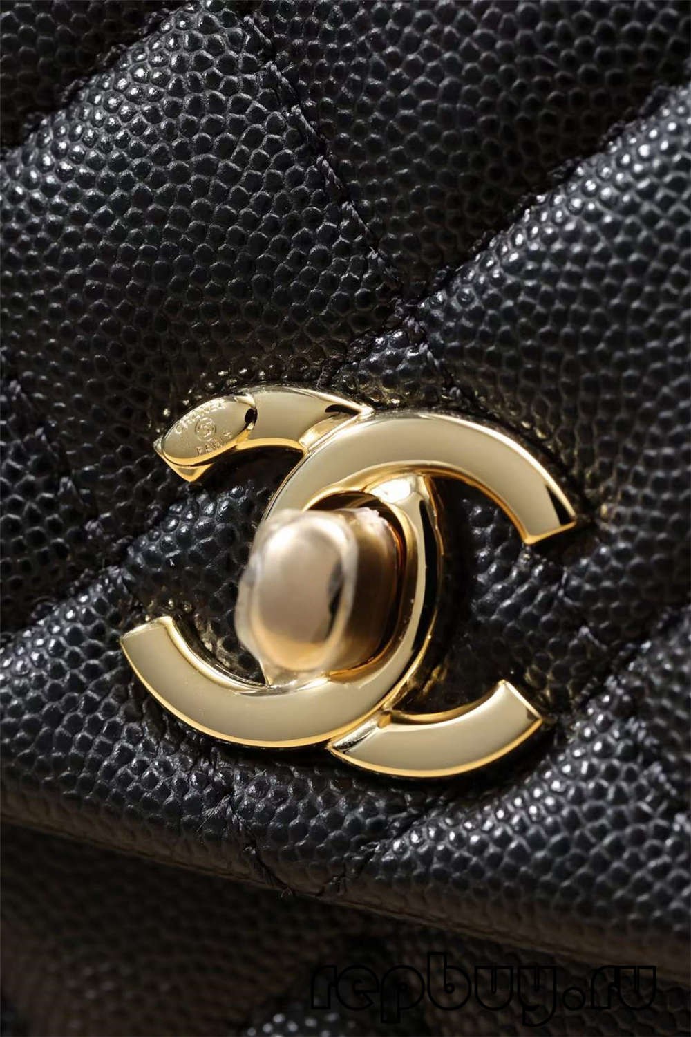 Chanel Coco Handle felső replika kézitáska fekete arany csat hardver és fogantyú részletei (2022 Frissítve)-Legjobb minőségű hamis Louis Vuitton táska online áruház, replika designer táska ru Chanel Coco Handle felső replika kézitáska fekete arany csat hardver és fogantyú részletei (2022 Frissítve)-Legjobb minőségű hamis Louis Vuitton táska online áruház, replika designer táska ru