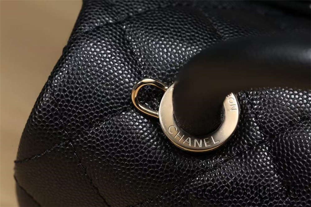 کیف دستی ماکت بالایی Chanel Coco Handle با سخت افزار سگک طلای سیاه و جزئیات لوگوی C دوبل (2022 جدیدترین)-Best Quality Fake Louis Vuitton Bag Online Store, Replica designer bag ru