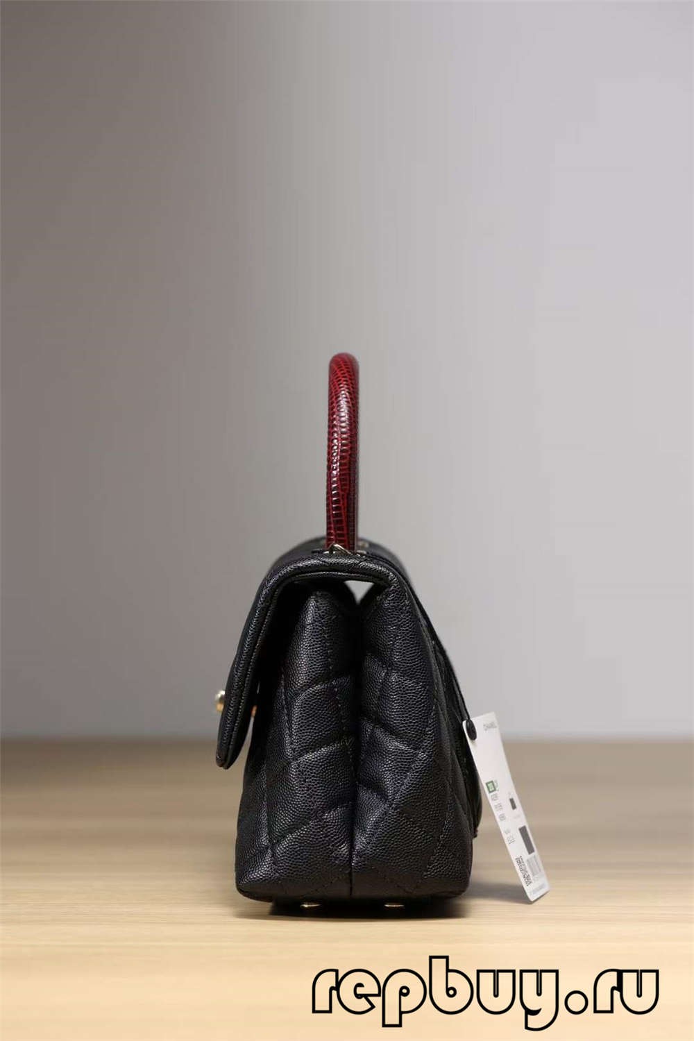 Réplica de bolsas Chanel Coco Handle com fivela em ouro preto (edição 2022)-Loja online de bolsa Louis Vuitton falsa de melhor qualidade, bolsa de designer de réplica ru Réplica de bolsas Chanel Coco Handle com fivela em ouro preto (edição 2022)-Loja online de bolsa Louis Vuitton falsa de melhor qualidade, bolsa de designer de réplica ru