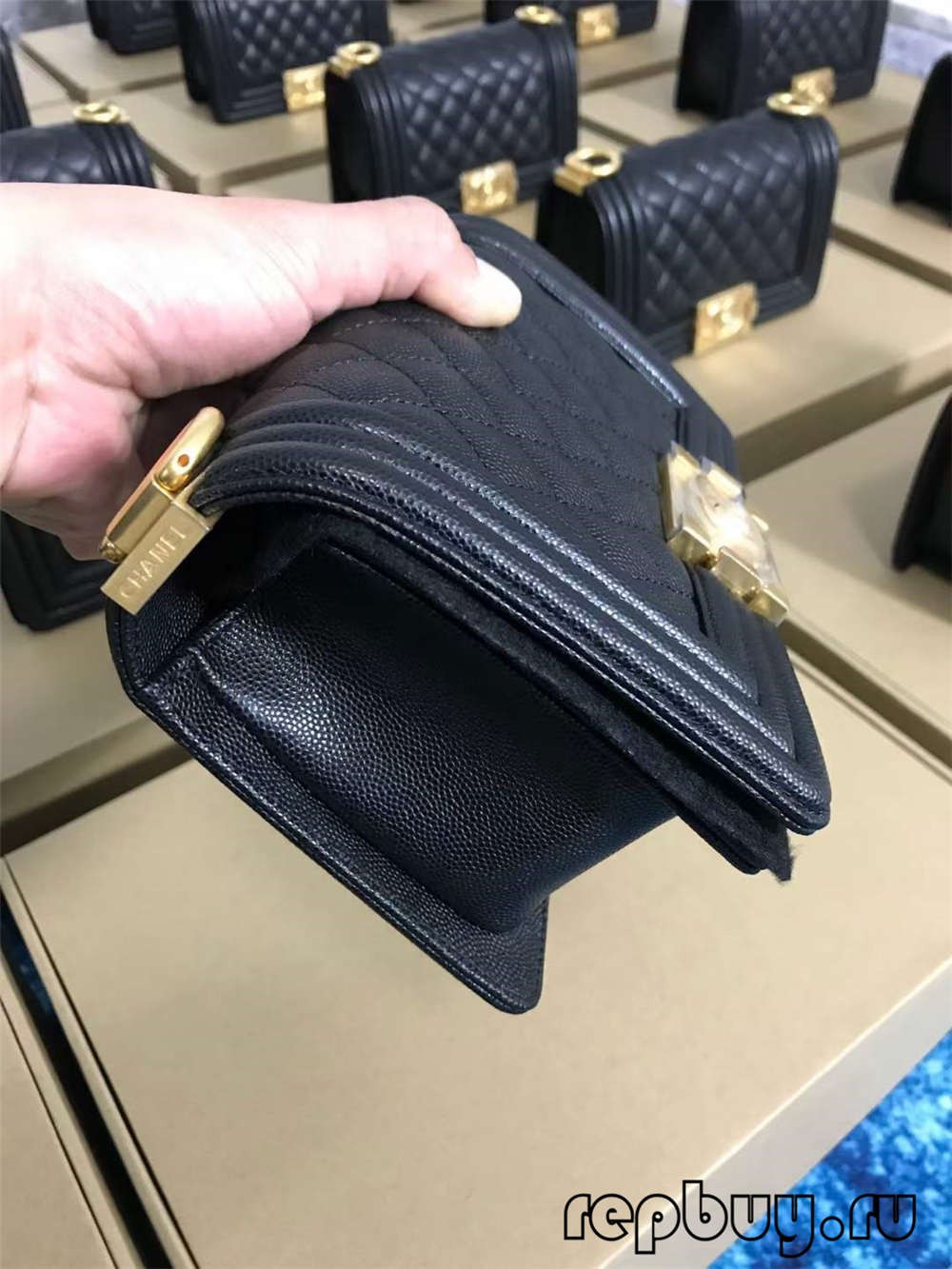 مقایسه کیف های دستی ماکت برتر Chanel Leboy 4 سگک طلا و سگک نقره (2022 جدیدترین)-Best Quality Fake Louis Vuitton Bag Online Store, Replica designer bag ru