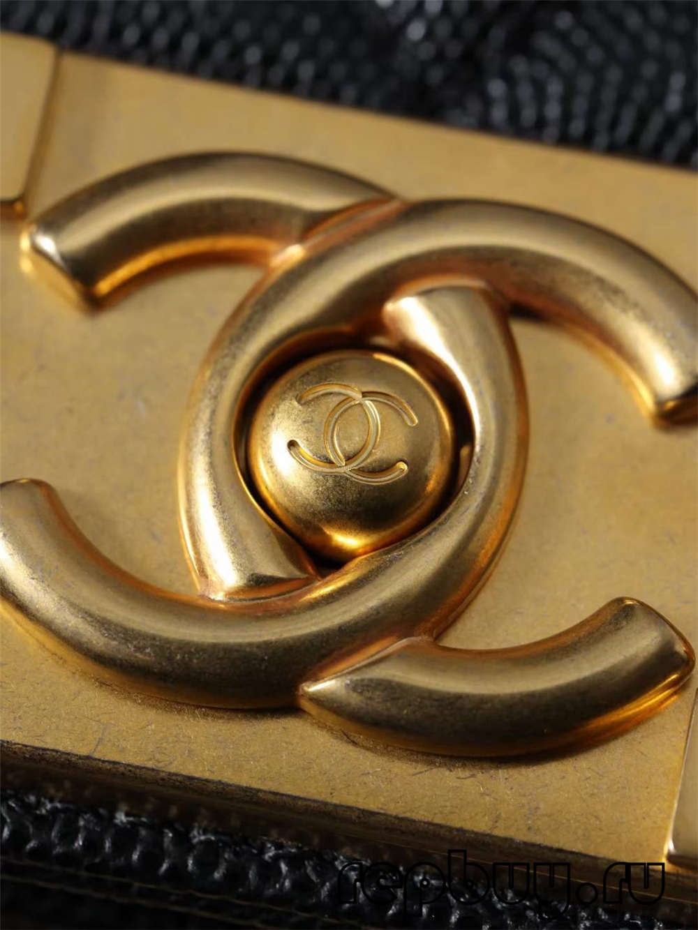 Chanel Le Boy Top Replica Poschen kleng Gold Schnalle latch Detail (2022 Aktualiséiert)-Bescht Qualitéit Fake Louis Vuitton Bag Online Store, Replica Designer Bag ru Chanel Le Boy Top Replica Poschen kleng Gold Schnalle latch Detail (2022 Aktualiséiert)-Bescht Qualitéit Fake Louis Vuitton Bag Online Store, Replica Designer Bag ru