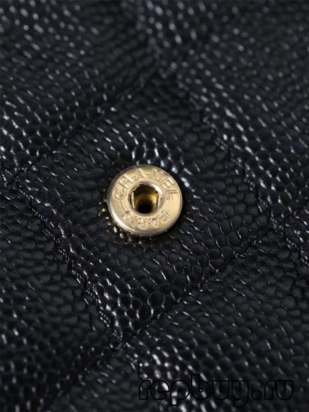 Τσάντα με αλυσίδα CHANEL WOC με κλασικό σχέδιο λίτσι με χρυσή πόρπη Εξοπλισμός και χαραγμένες λεπτομέρειες (2022 Ενημερώθηκε)-Καλύτερης ποιότητας Fake Louis Vuitton Ηλεκτρονικό κατάστημα, Replica designer bag ru