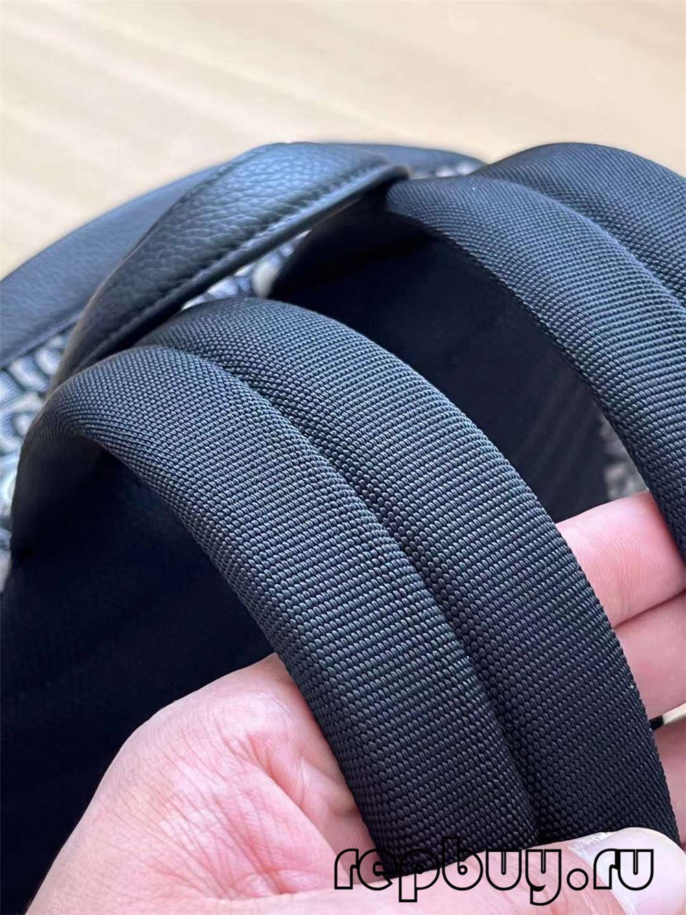 Dior Blue Embroidery Oblique Print Top kopi sak sak pyès ki nan konpitè ak logo detay (2022 Espesyal)-Best Quality Fake Louis Vuitton Bag Online Store, Replica designer bag ru Dior Blue Embroidery Oblique Print Top kopi sak sak pyès ki nan konpitè ak logo detay (2022 Espesyal)-Best Quality Fake Louis Vuitton Bag Online Store, Replica designer bag ru