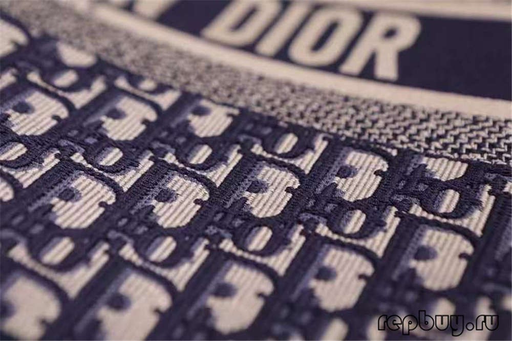 Dior Book Tote Çenteyên kopiyên jorîn ên piçûk 36.5 cm (2022 Taybet)-Best Quality Fake Louis Vuitton Bag Online Store, Replica designer bag ru Dior Book Tote Çenteyên kopiyên jorîn ên piçûk 36.5 cm (2022 Taybet)-Best Quality Fake Louis Vuitton Bag Online Store, Replica designer bag ru