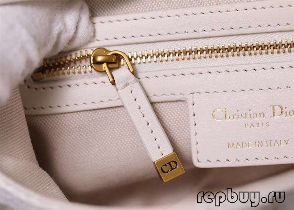 Dior Top Replica Poschen Wäiss Suedelbeutel 25cm Detail (2022 Aktualiséiert)-Bescht Qualitéit Fake Louis Vuitton Bag Online Store, Replica Designer Bag ru