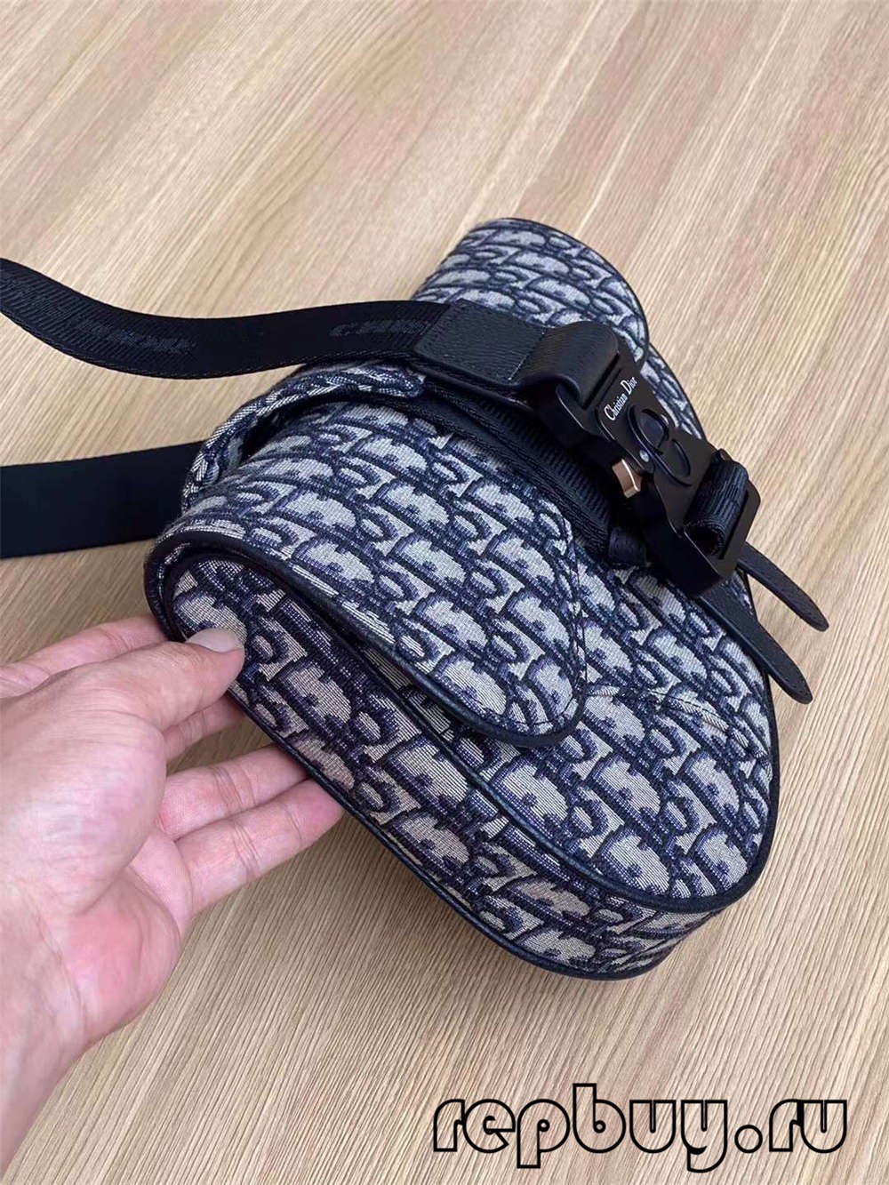 Kantong pelana replika luhur Dior bordir hideung Cetakan serong 26cm (Husus 2022)-Pangalusna kualitas palsu Louis Vuitton Kantong Toko Online, Replica desainer kantong ru Kantong pelana replika luhur Dior bordir hideung Cetakan serong 26cm (Husus 2022)-Pangalusna kualitas palsu Louis Vuitton Kantong Toko Online, Replica desainer kantong ru