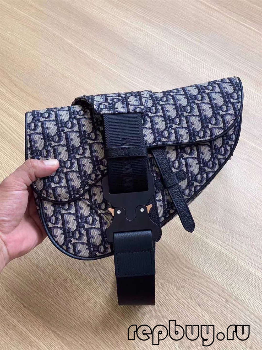 Kantong pelana replika luhur Dior bordir hideung Cetakan serong 26cm (Husus 2022)-Pangalusna kualitas palsu Louis Vuitton Kantong Toko Online, Replica desainer kantong ru Kantong pelana replika luhur Dior bordir hideung Cetakan serong 26cm (Husus 2022)-Pangalusna kualitas palsu Louis Vuitton Kantong Toko Online, Replica desainer kantong ru