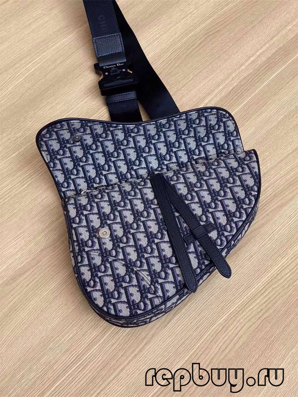 Kantong pelana replika luhur Dior bordir hideung Cetakan serong 26cm (Husus 2022)-Pangalusna kualitas palsu Louis Vuitton Kantong Toko Online, Replica desainer kantong ru Kantong pelana replika luhur Dior bordir hideung Cetakan serong 26cm (Husus 2022)-Pangalusna kualitas palsu Louis Vuitton Kantong Toko Online, Replica desainer kantong ru
