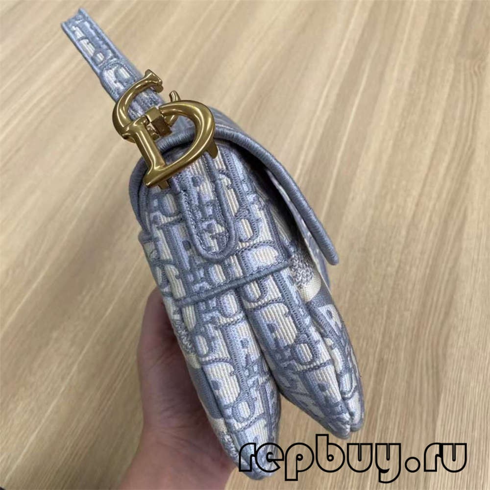 Dior Top Replica Saddle Bag Estampat oblic amb brodat gris (edició 2022)-Botiga en línia de bosses falses de Louis Vuitton de millor qualitat, rèplica de bosses de disseny ru