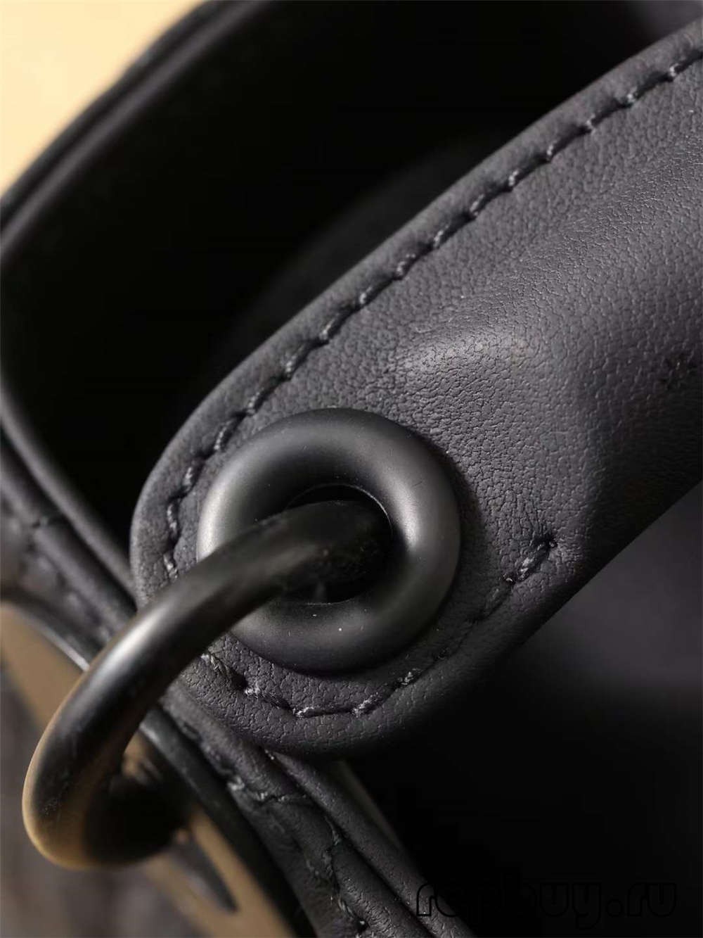 LADY DIOR Mini Black Top Replica Handtasche Matte Kuhhaut Stoff an Hardware Detailer (2022 Editioun)-Bescht Qualitéit Fake Louis Vuitton Bag Online Store, Replica Designer Bag ru