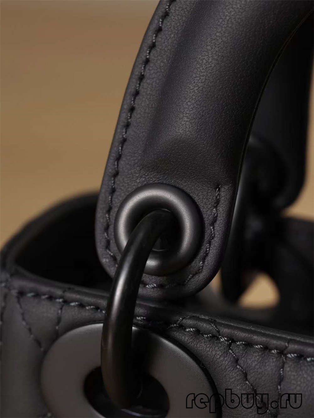 LADY DIOR Mini Black Top Replica Handtasche Matte Kuhhaut Detail (2022 Aktualiséiert)-Bescht Qualitéit Fake Louis Vuitton Bag Online Store, Replica Designer Bag ru