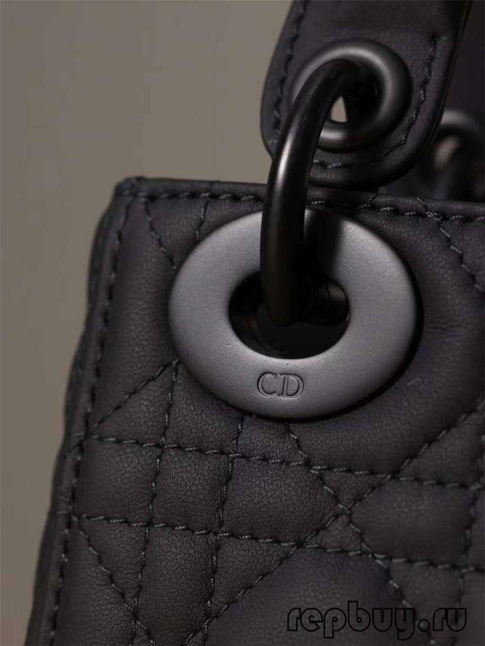 LADY DIOR Mini Black Top Replica Handtasche Matte Kuhhaut Detail (2022 Aktualiséiert)-Bescht Qualitéit Fake Louis Vuitton Bag Online Store, Replica Designer Bag ru