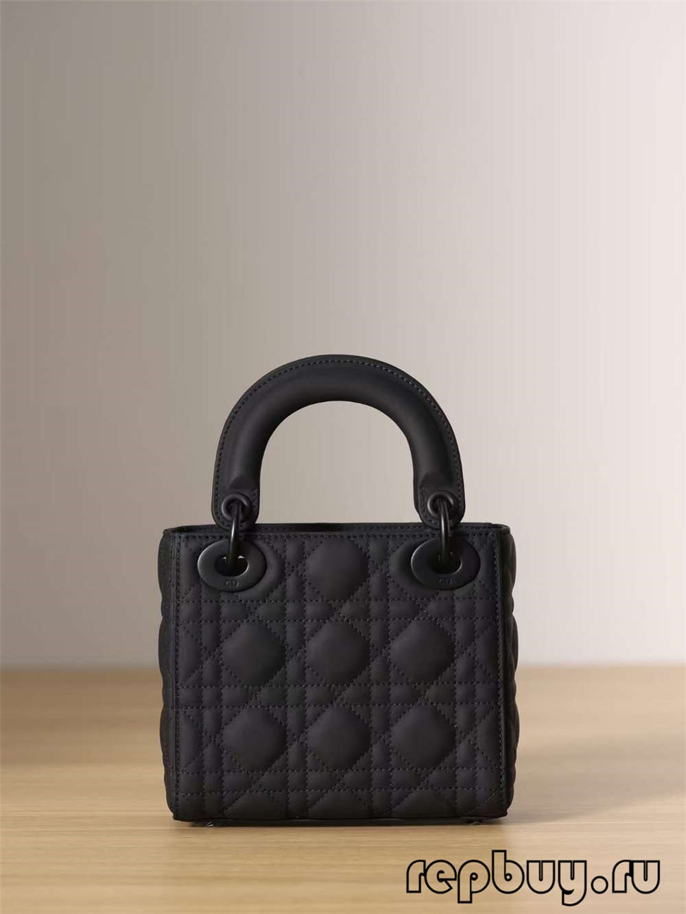 LADY DIOR Mini Black Top Replica Handbag Matte Cowhide (2022 հատուկ)-Լավագույն որակի կեղծ Louis Vuitton պայուսակների առցանց խանութ, Replica դիզայներական պայուսակ ru LADY DIOR Mini Black Top Replica Handbag Matte Cowhide (2022 հատուկ)-Լավագույն որակի կեղծ Louis Vuitton պայուսակների առցանց խանութ, Replica դիզայներական պայուսակ ru