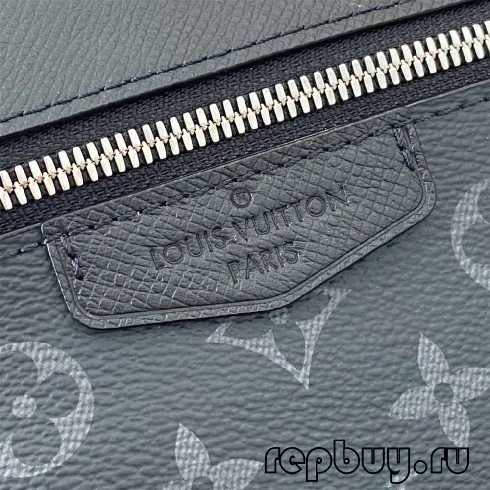 Louis Vuitton M30233 OUTDOOR top replika kantong utusan pikeun lalaki Hardware sareng detil jahitan (Edisi 2022)-Pangalusna kualitas palsu Louis Vuitton Kantong Toko Online, Replica desainer kantong ru