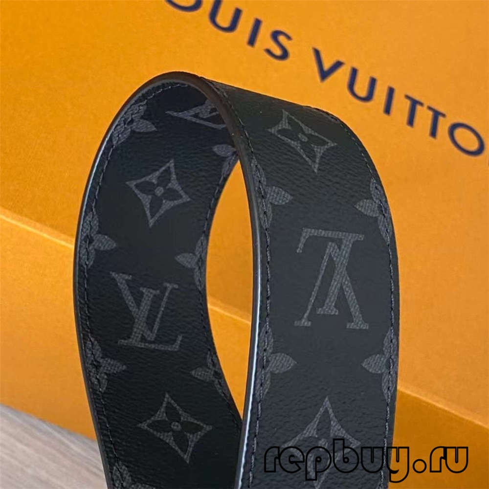 Louis Vuitton M30233 OUTDOOR top replika kantong utusan pikeun lalaki Hardware sareng detil jahitan (Edisi 2022)-Pangalusna kualitas palsu Louis Vuitton Kantong Toko Online, Replica desainer kantong ru