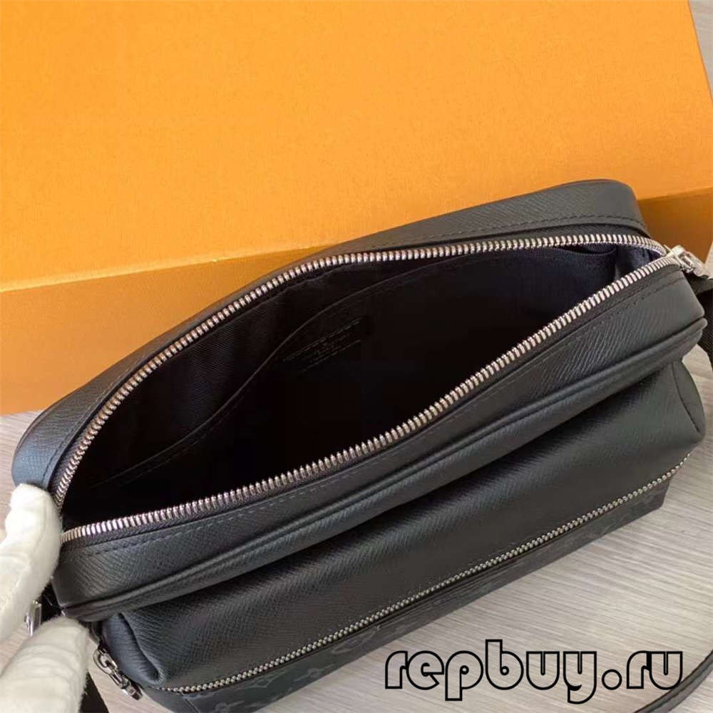 Louis Vuitton M30233 OUTDOOR top replika tas utusan pikeun lalaki (2022 panganyarna)-Pangalusna kualitas palsu Louis Vuitton Kantong Toko Online, Replica desainer kantong ru