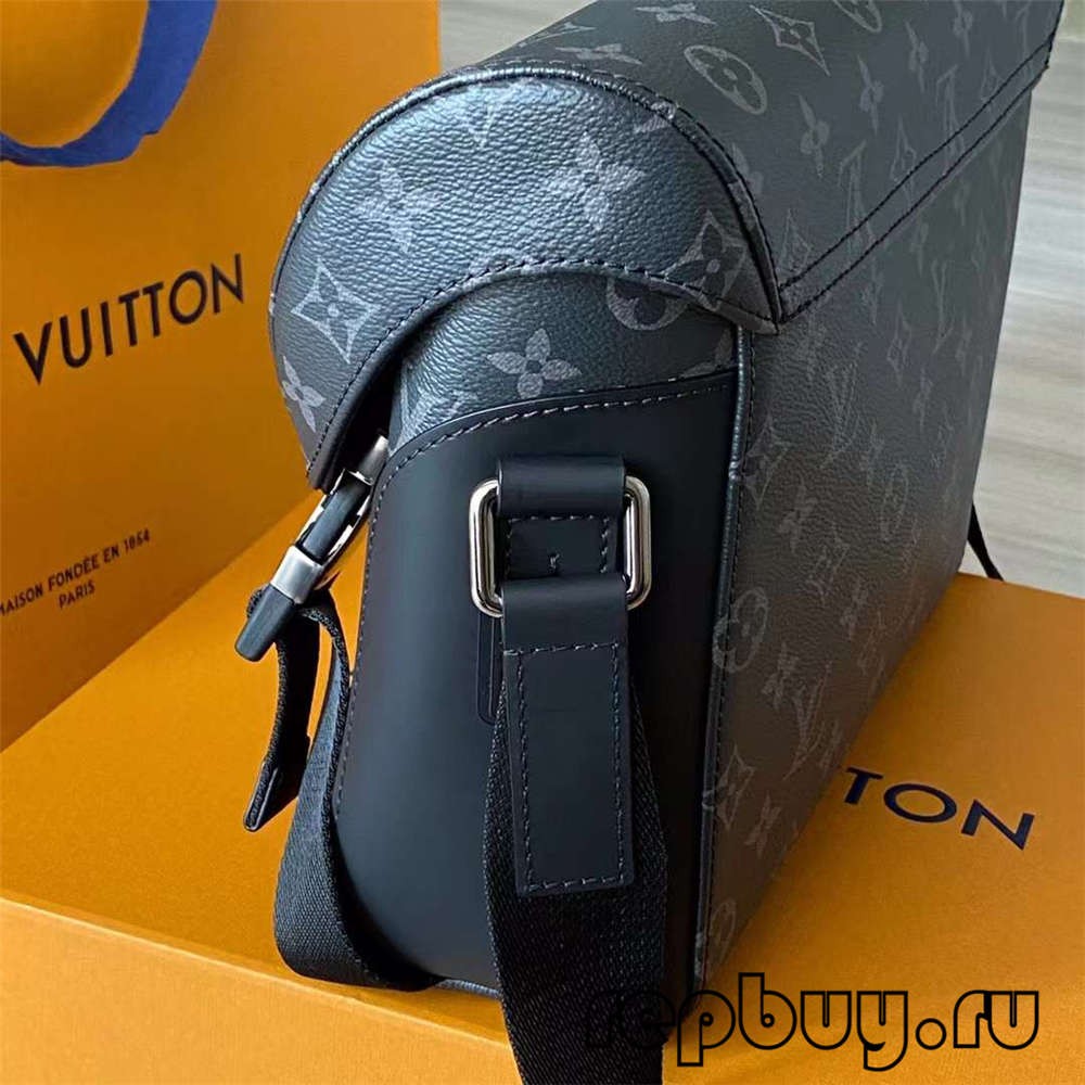 Louis Vuitton M40511 Voyager Traveler Kantong Utusan Replika Lalaki Top (2022 Panganyarna)-Pangalusna kualitas palsu Louis Vuitton Kantong Toko Online, Replica desainer kantong ru