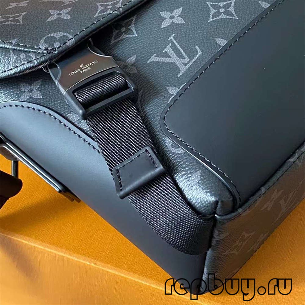 Louis Vuitton M40511 Voyager Traveler Kantong Utusan Replika Lalaki Top (2022 Panganyarna)-Pangalusna kualitas palsu Louis Vuitton Kantong Toko Online, Replica desainer kantong ru