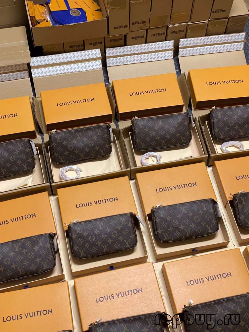 Louis Vuitton M40712 Pochette Accessoires top Replica Handbags Shipping (2022 Latest)-Pangalusna kualitas palsu Louis Vuitton Kantong Toko Online, Replica desainer kantong ru