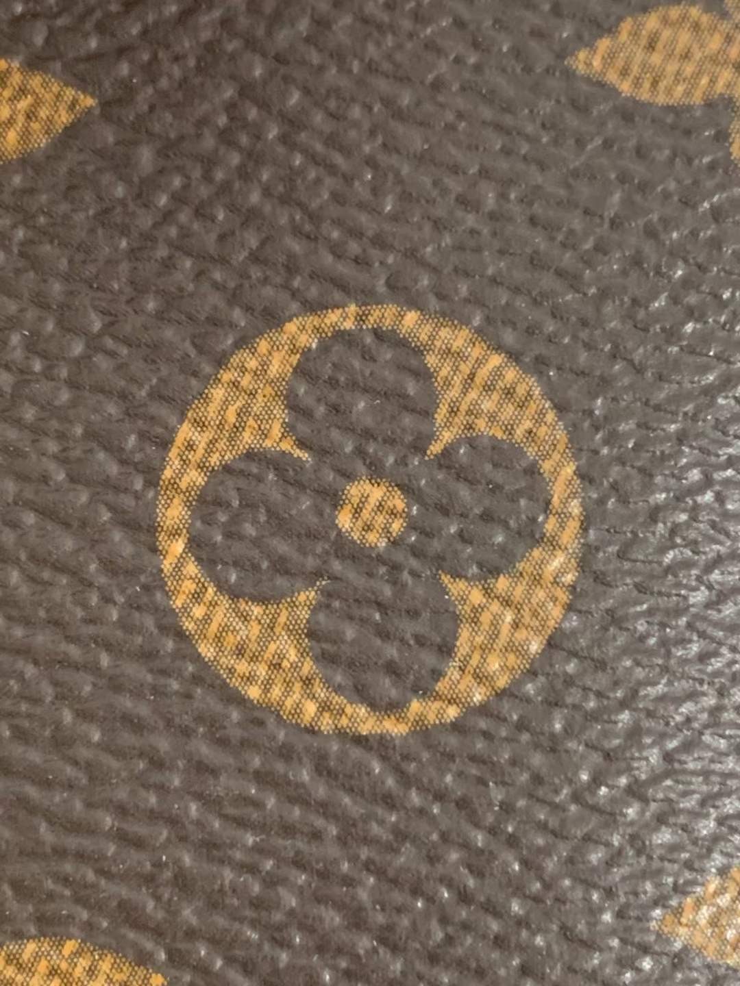 Louis Vuitton M40712 Pochette kiegészítők 23.5 x 13.5 x 4 cm Bőr felület részletei (2022-es kiadás)-Legjobb minőségű hamis Louis Vuitton táska online áruház, replika designer táska ru Louis Vuitton M40712 Pochette kiegészítők 23.5 x 13.5 x 4 cm Bőr felület részletei (2022-es kiadás)-Legjobb minőségű hamis Louis Vuitton táska online áruház, replika designer táska ru