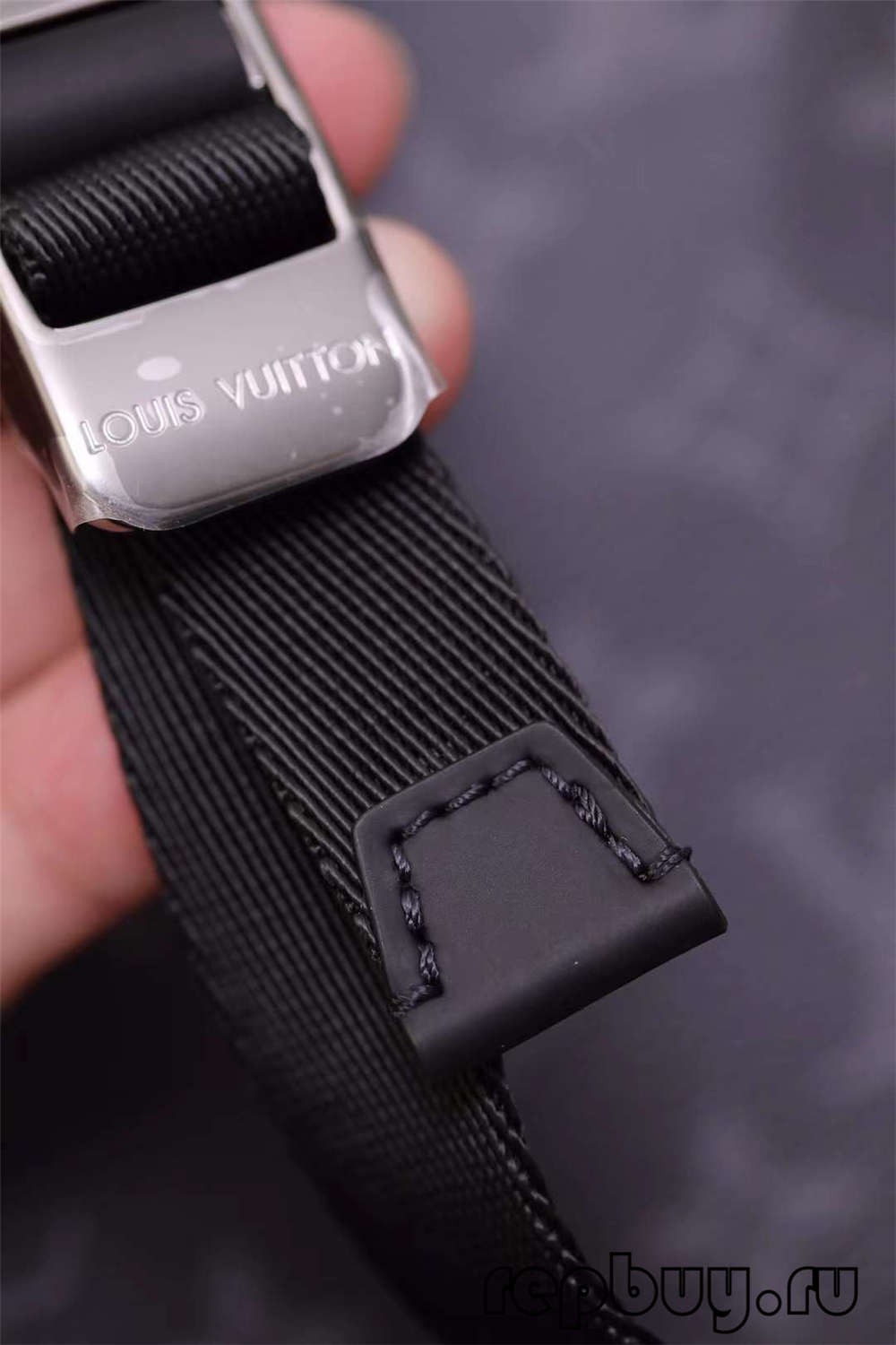 Louis Vuitton M43186 Discovery 40cm Top duffel bag Fabric and stitching details (2022 Udated)-最好的質量假路易威登包網上商店，複製設計師包 ru