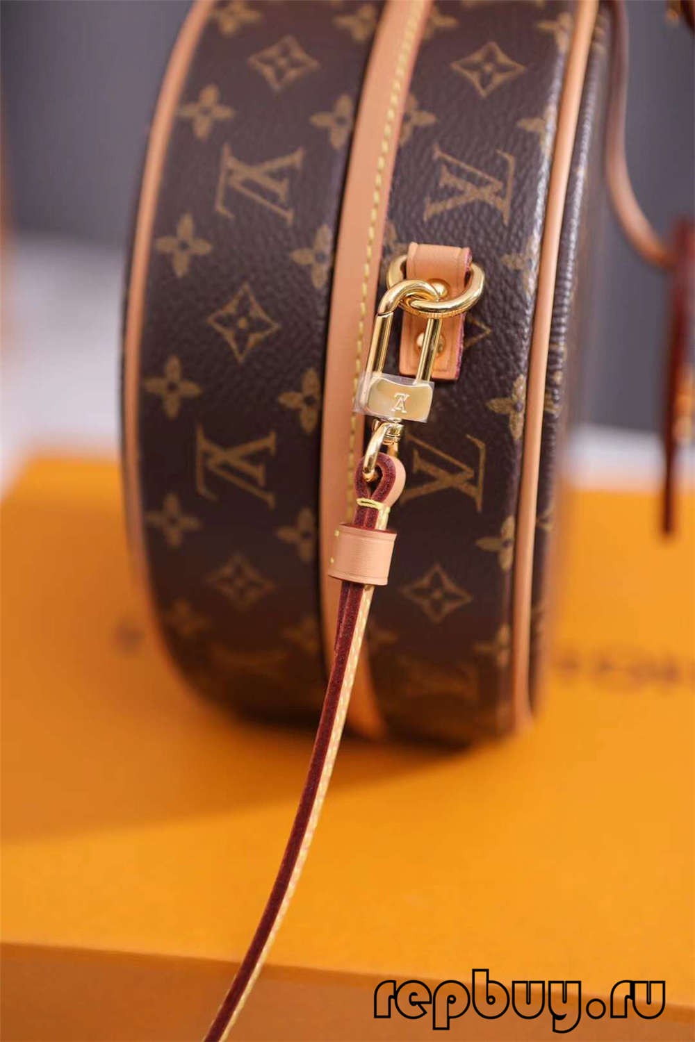 Louis Vuitton M43514 PETITE BOITE CHAPEAU 17.5cm top replica bags (2022 Special)-Pangalusna kualitas palsu Louis Vuitton Kantong Toko Online, Replica desainer kantong ru