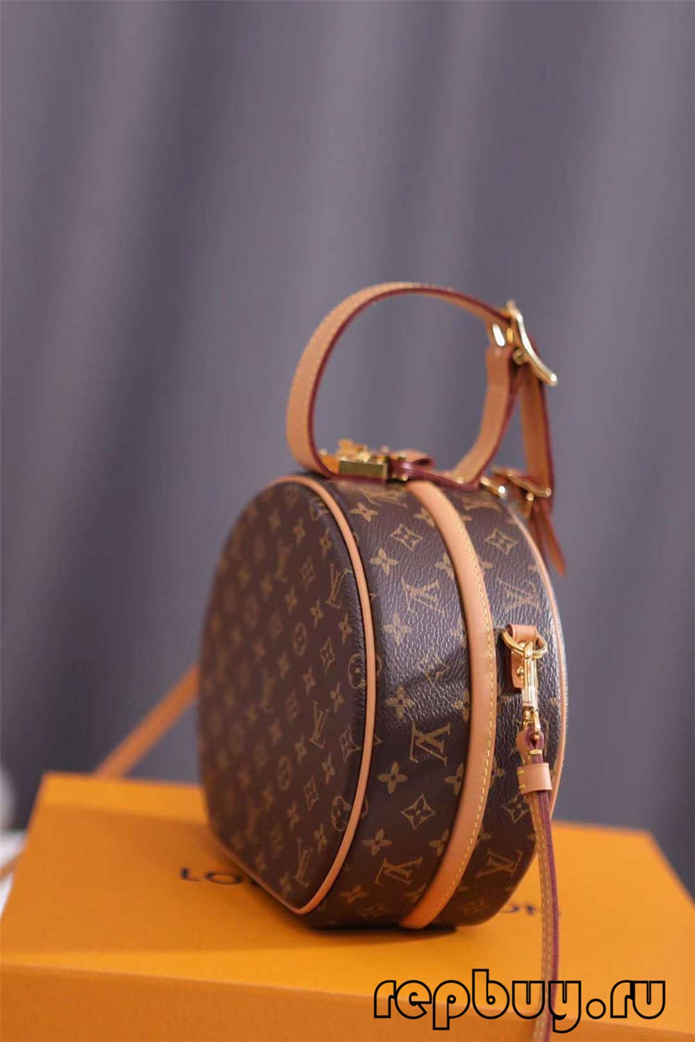 Louis Vuitton M43514 PETITE BOITE CHAPEAU 17.5cm top replica bags (2022 Special)-Pangalusna kualitas palsu Louis Vuitton Kantong Toko Online, Replica desainer kantong ru