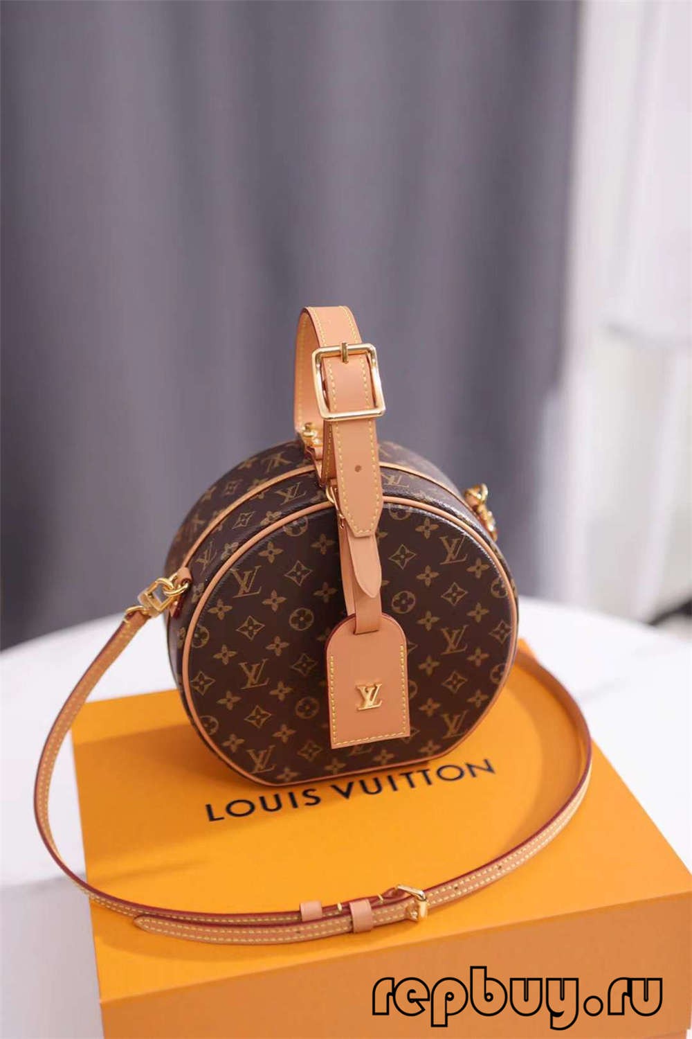 Louis Vuitton M43514 PETITE BOITE CHAPEAU 17.5cm top replica bags (2022 Special)-Pangalusna kualitas palsu Louis Vuitton Kantong Toko Online, Replica desainer kantong ru