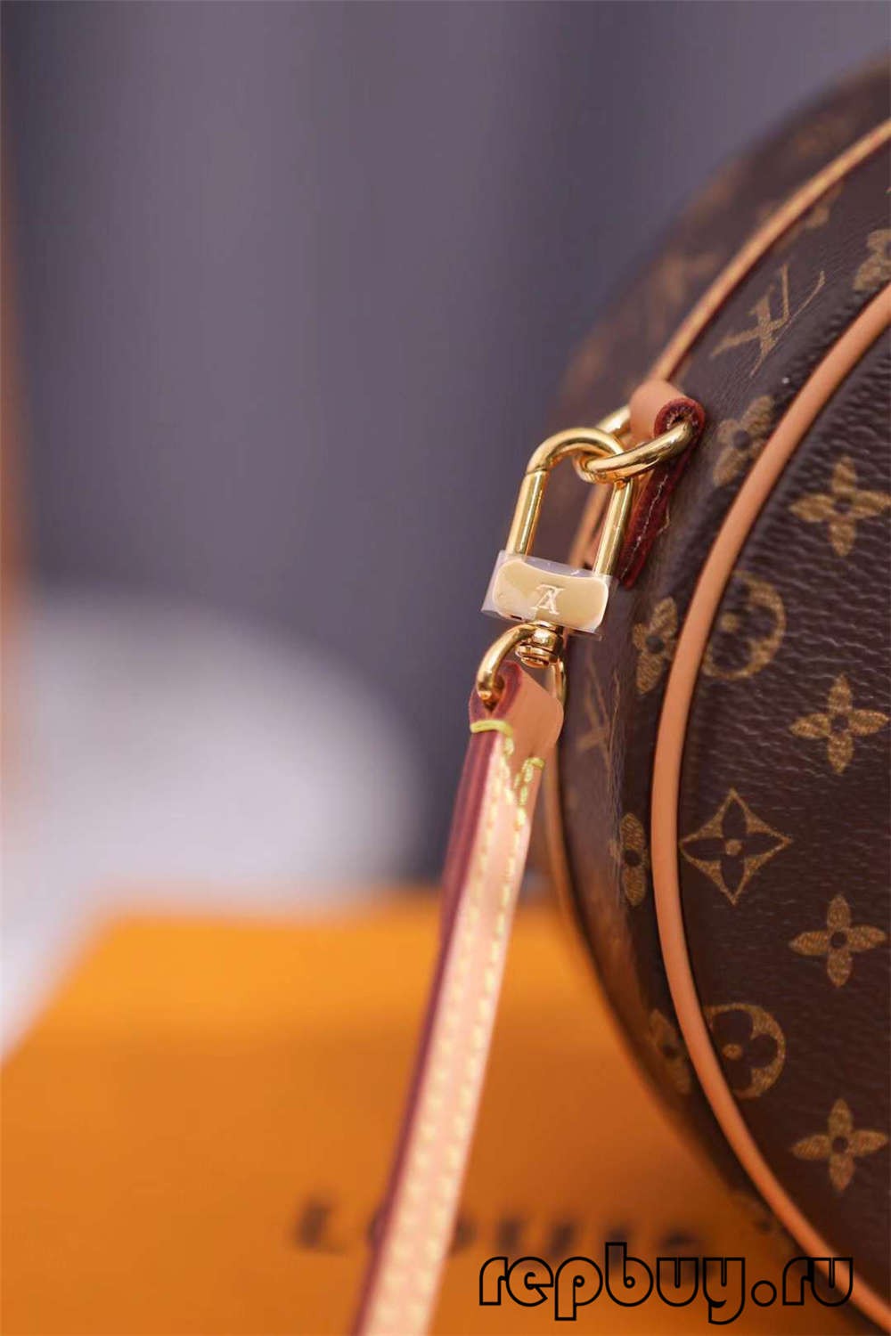 Louis Vuitton M43514 PETITE BOITE CHAPEAU 17.5cm top replica bags (2022 Special)-Pangalusna kualitas palsu Louis Vuitton Kantong Toko Online, Replica desainer kantong ru
