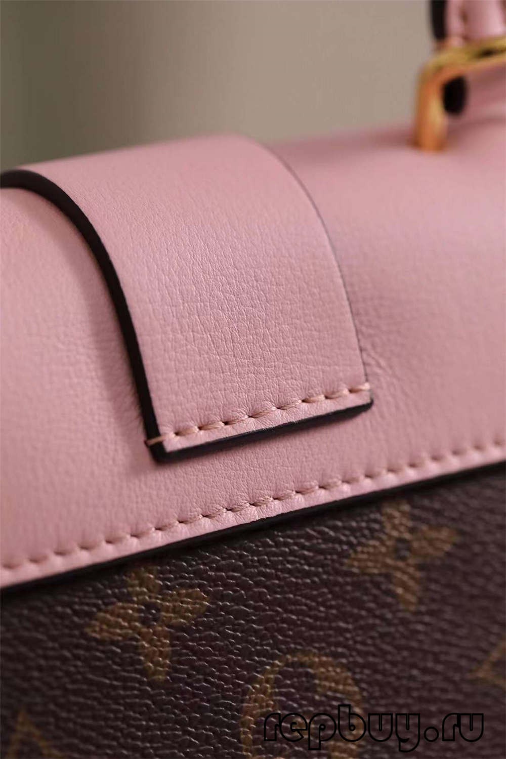 Louis Vuitton M44080 20cm Lock BB Rosa Top Replica Borse (2022 Edition)-Negozio in linea della borsa falsa di Louis Vuitton di migliore qualità, borsa del progettista della replica ru Louis Vuitton M44080 20cm Lock BB Rosa Top Replica Borse (2022 Edition)-Negozio in linea della borsa falsa di Louis Vuitton di migliore qualità, borsa del progettista della replica ru