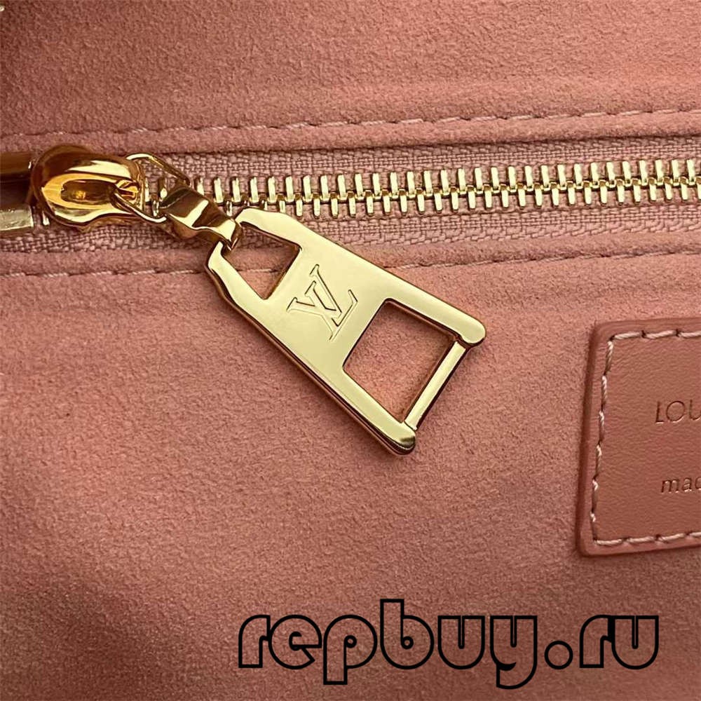 Louis Vuitton M45531 PETITE MALLE SOUPLE Pink 20cm Top replica bags Details (2022 Updated)-Pangalusna kualitas palsu Louis Vuitton Kantong Toko Online, Replica desainer kantong ru
