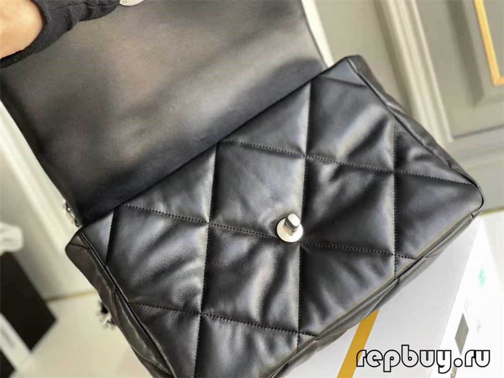 Kantong réplika Chanel 19 Hideung emas hideung ngaitkeun kualitas luhur (2022 diropéa)-Pangalusna kualitas palsu Louis Vuitton Kantong Toko Online, Replica desainer kantong ru