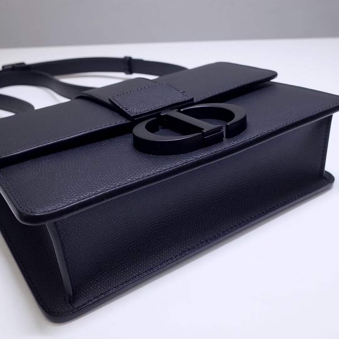 Dior 30 Montaigne Frosted Black Buckle ምርጥ ጥራት ያለው ቅጂ ቦርሳ (የዘመነ 2022)-Best Quality Fake Louis Vuitton Bag Online Store, Replica designer bag ru