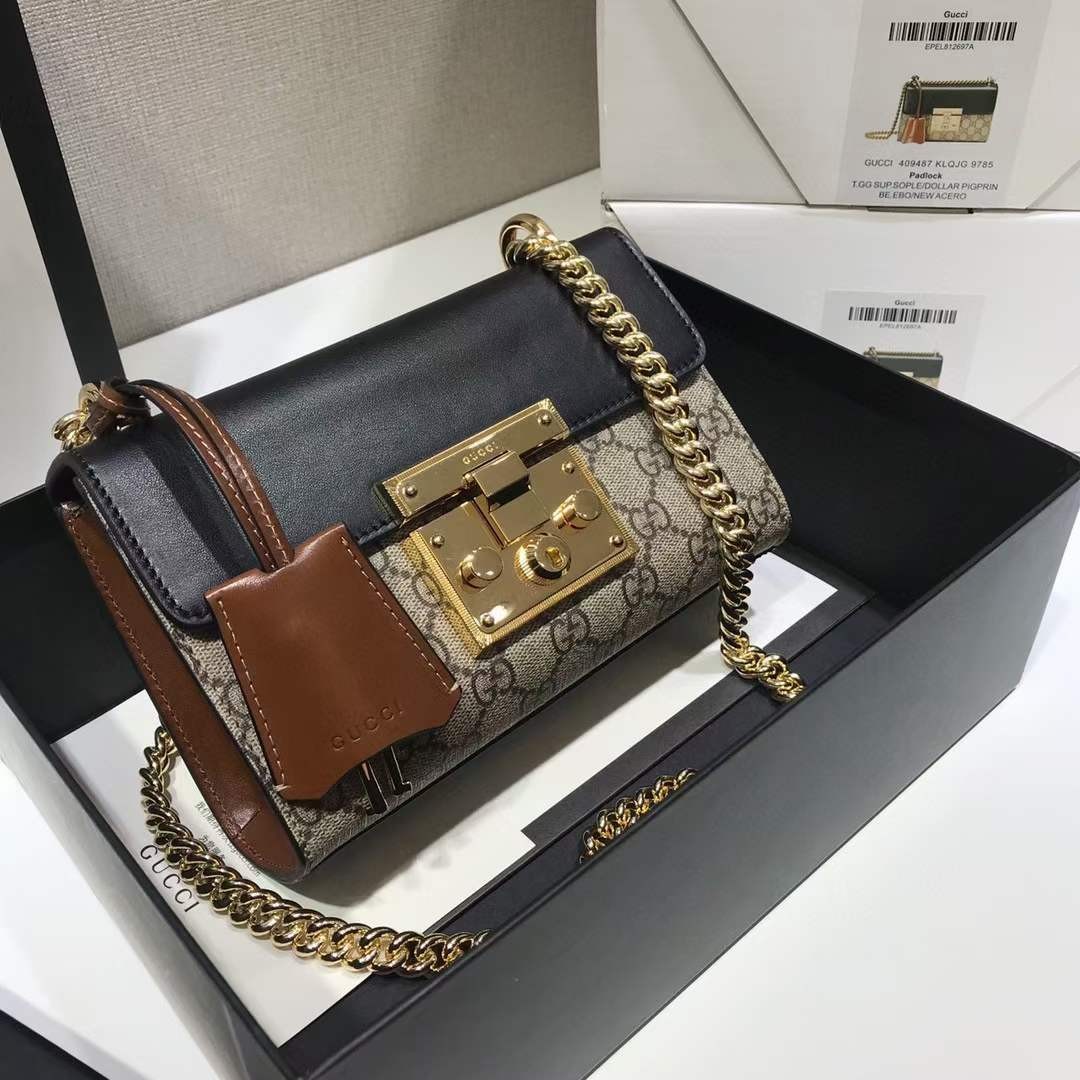 Gucci Padlock top quality replica bag (2022 updated)-အရည်အသွေးအကောင်းဆုံးအတု Louis Vuitton Bag အွန်လိုင်းစတိုး၊ ပုံစံတူဒီဇိုင်နာအိတ် ru Gucci Padlock top quality replica bag (2022 updated)-အရည်အသွေးအကောင်းဆုံးအတု Louis Vuitton Bag အွန်လိုင်းစတိုး၊ ပုံစံတူဒီဇိုင်နာအိတ် ru