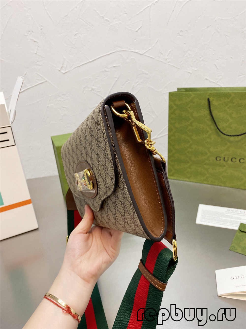 Gucci 1955 Horsebit mini အရွယ်အစား အရည်အသွေးအကောင်းဆုံး ပုံစံတူအိတ် (2022 မွမ်းမံ)-အရည်အသွေးအကောင်းဆုံးအတု Louis Vuitton Bag အွန်လိုင်းစတိုး၊ ပုံစံတူဒီဇိုင်နာအိတ် ru Gucci 1955 Horsebit mini အရွယ်အစား အရည်အသွေးအကောင်းဆုံး ပုံစံတူအိတ် (2022 မွမ်းမံ)-အရည်အသွေးအကောင်းဆုံးအတု Louis Vuitton Bag အွန်လိုင်းစတိုး၊ ပုံစံတူဒီဇိုင်နာအိတ် ru