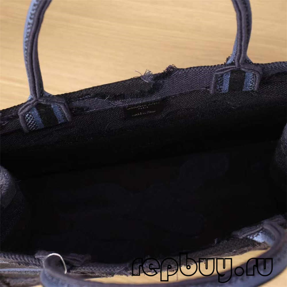 Dior Book Tote အကောင်းဆုံးပုံတူအိတ်- အပြာရောင် မြိတ်ပန်းထိုး (2022 နောက်ဆုံးထွက်)-အရည်အသွေးအကောင်းဆုံးအတု Louis Vuitton Bag အွန်လိုင်းစတိုး၊ ပုံစံတူဒီဇိုင်နာအိတ် ru Dior Book Tote အကောင်းဆုံးပုံတူအိတ်- အပြာရောင် မြိတ်ပန်းထိုး (2022 နောက်ဆုံးထွက်)-အရည်အသွေးအကောင်းဆုံးအတု Louis Vuitton Bag အွန်လိုင်းစတိုး၊ ပုံစံတူဒီဇိုင်နာအိတ် ru